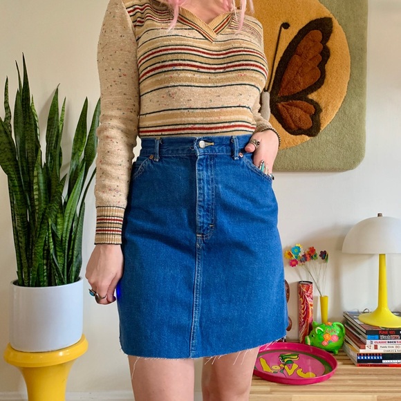 Vintage Dresses & Skirts - Vintage 70s 80s Lee cut off denim mini skirt 26”